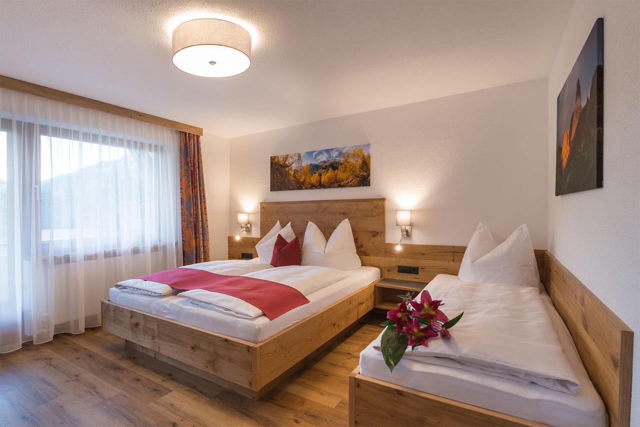 Alpenrose Appartements Burger Evelin 장크트안톤암아를베르크 외부 사진